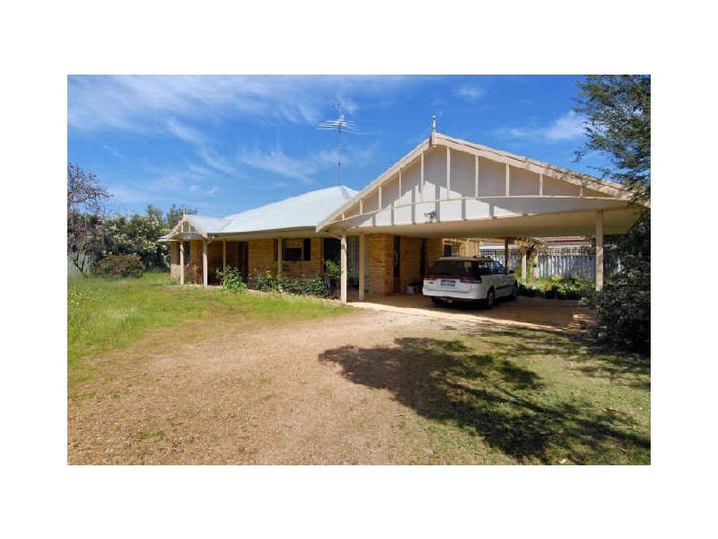 11 Hopevale Place, Erskine WA 6210