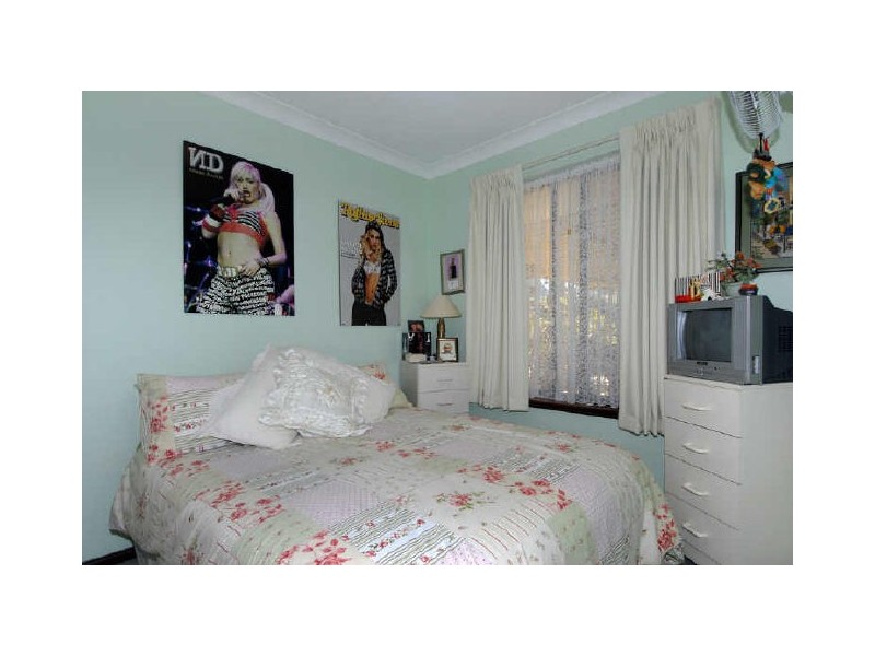 34 Arkwell Avenue, Rockingham WA 6168