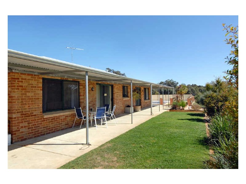 99 Karri Street, Karnup WA 6176