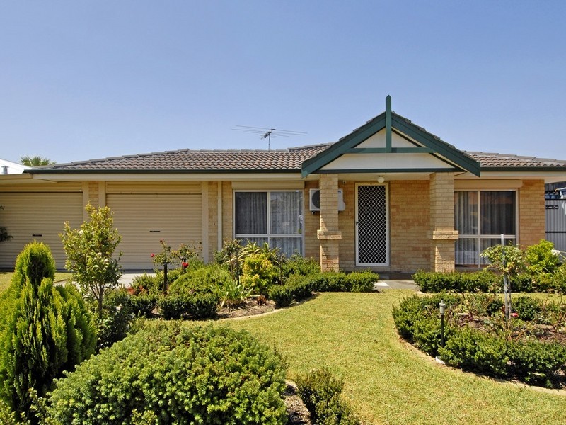 15 Torrens Drive, Waikiki WA 6169