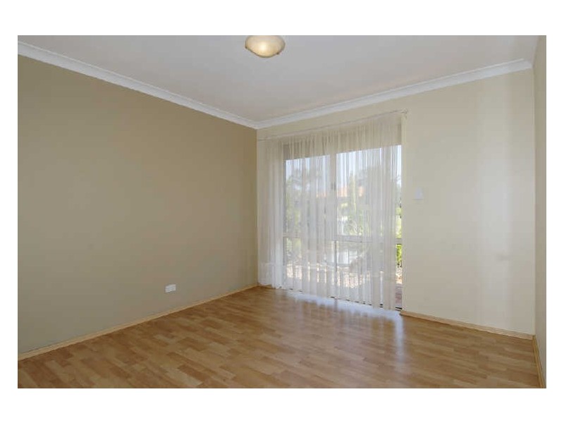 15 Torrens Drive, Waikiki WA 6169