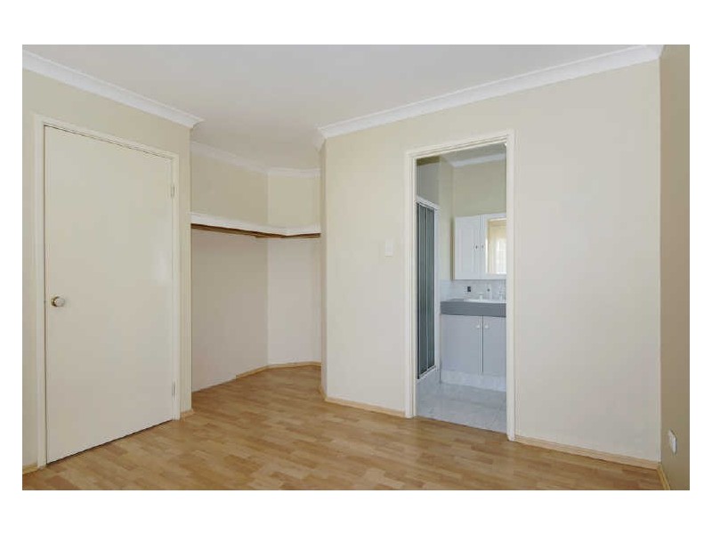 15 Torrens Drive, Waikiki WA 6169