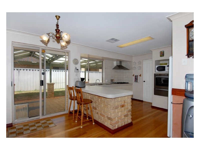 6 Andes Close, Waikiki WA 6169