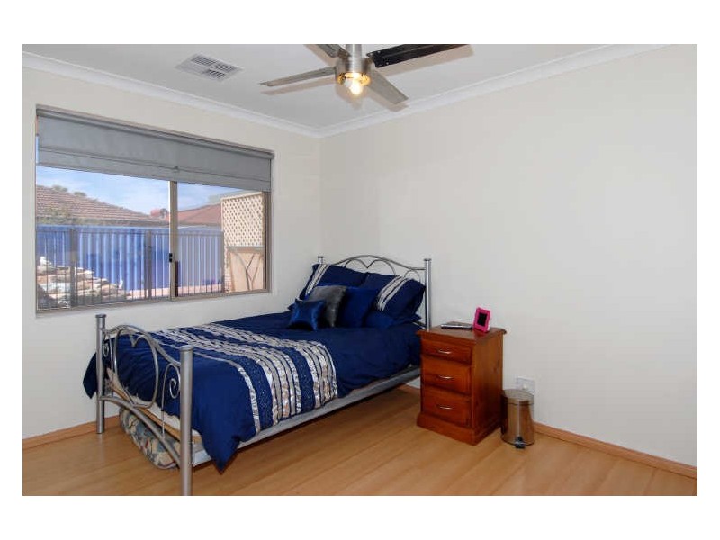 6 Andes Close, Waikiki WA 6169