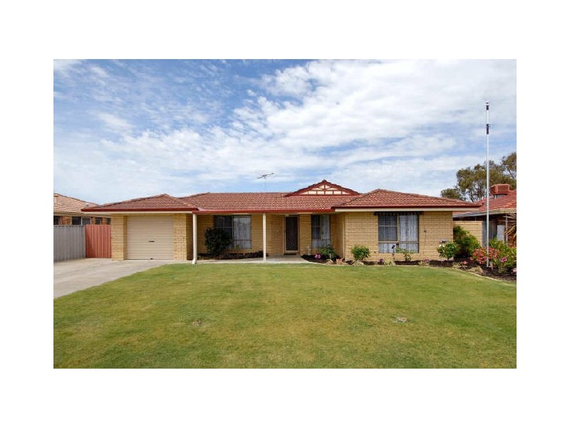 9 Javanica Court, Warnbro WA 6169