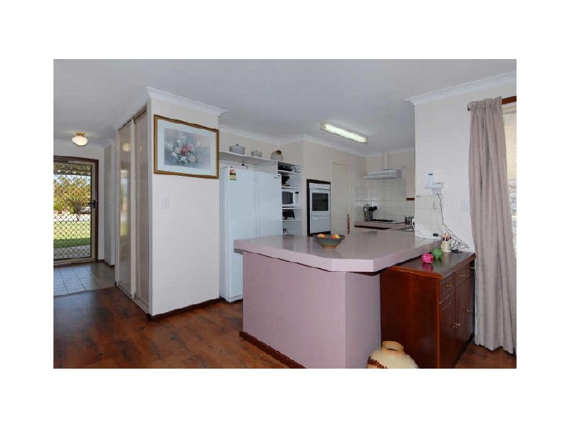 9 Javanica Court, Warnbro WA 6169