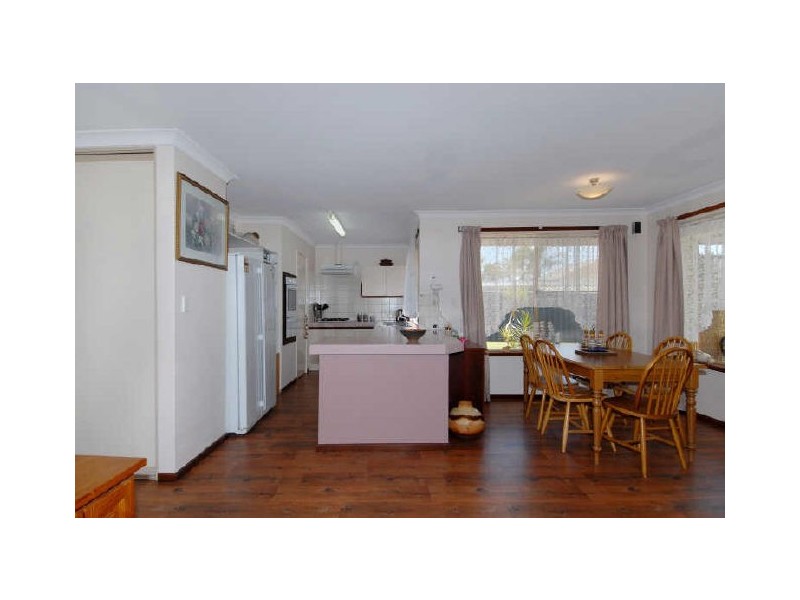 9 Javanica Court, Warnbro WA 6169