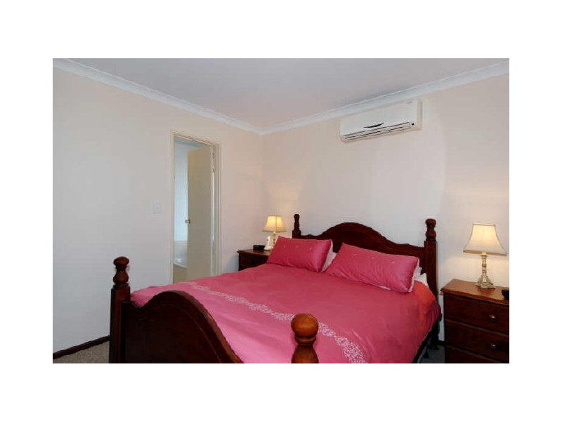 9 Javanica Court, Warnbro WA 6169