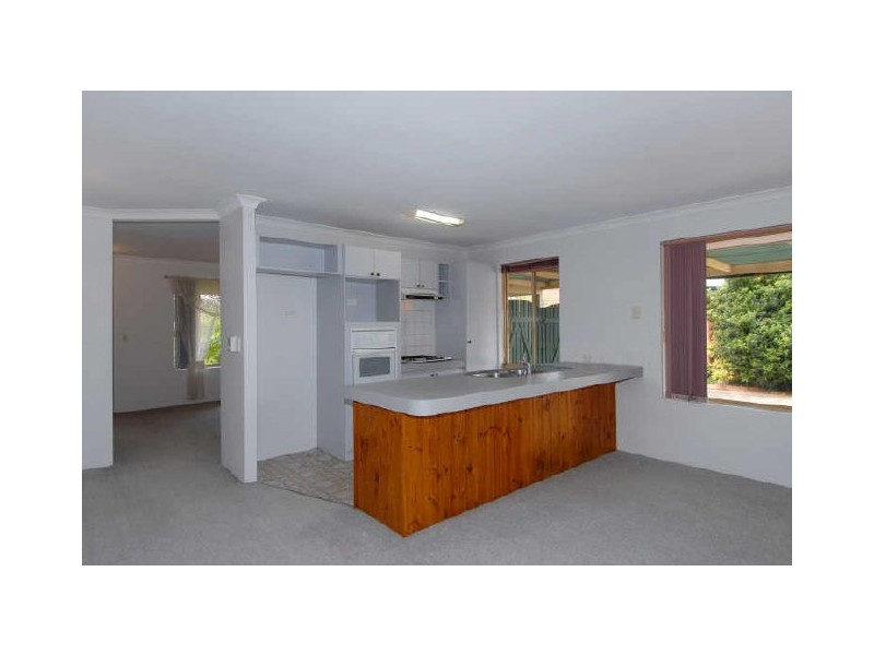 6 Fairway Close, Cooloongup WA 6168