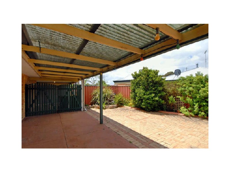 6 Fairway Close, Cooloongup WA 6168