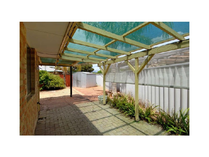 6 Fairway Close, Cooloongup WA 6168