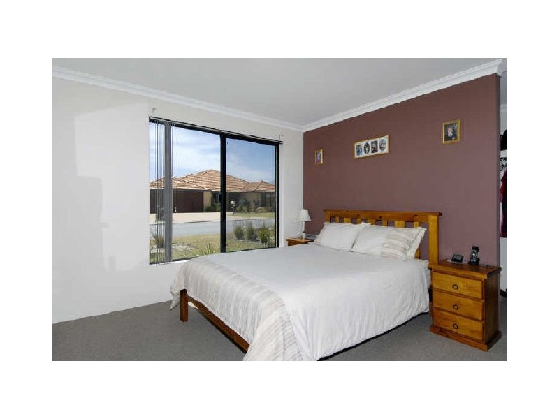 12 Ficifolia Brace, Baldivis WA 6171