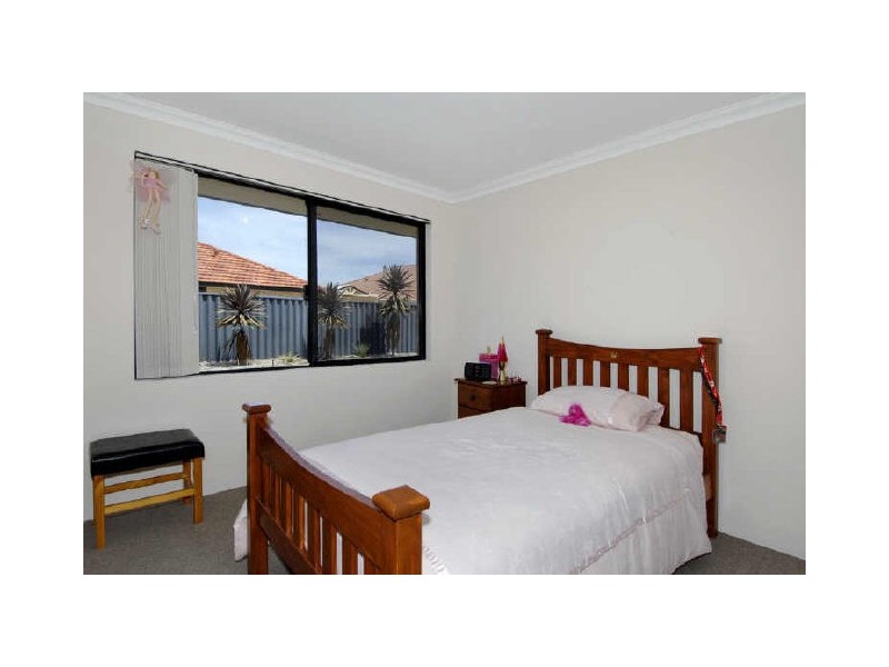 12 Ficifolia Brace, Baldivis WA 6171