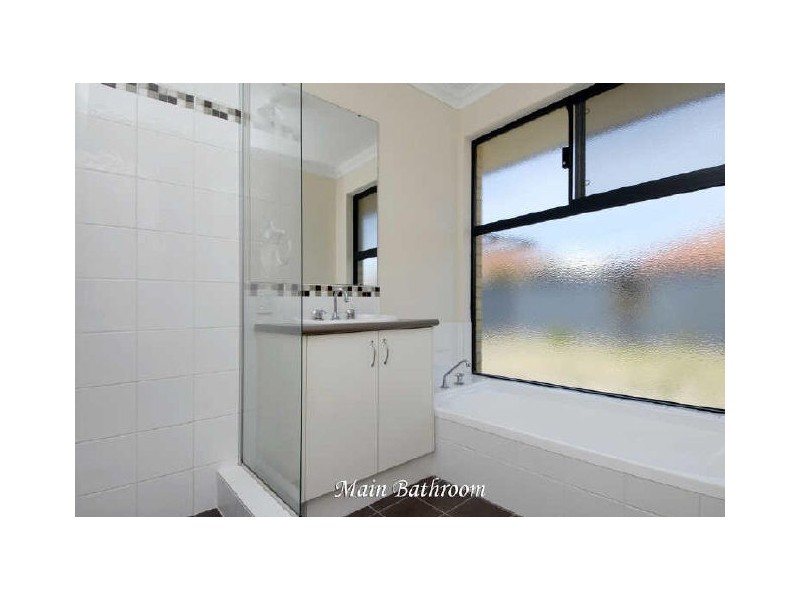 12 Ficifolia Brace, Baldivis WA 6171