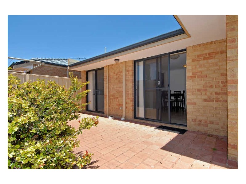 4/21 La Manche Avenue, Port Kennedy WA 6172