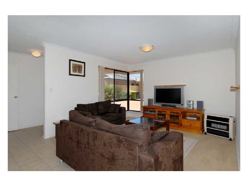 4/21 La Manche Avenue, Port Kennedy WA 6172