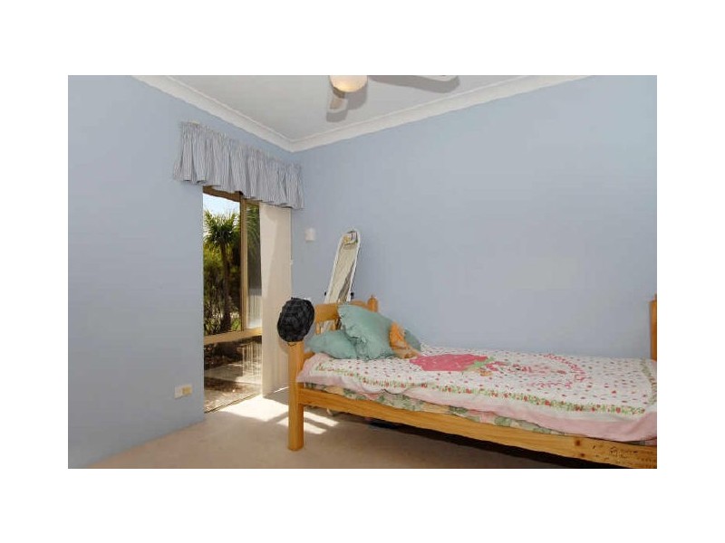 21 Acapulco Drive, Safety Bay WA 6169