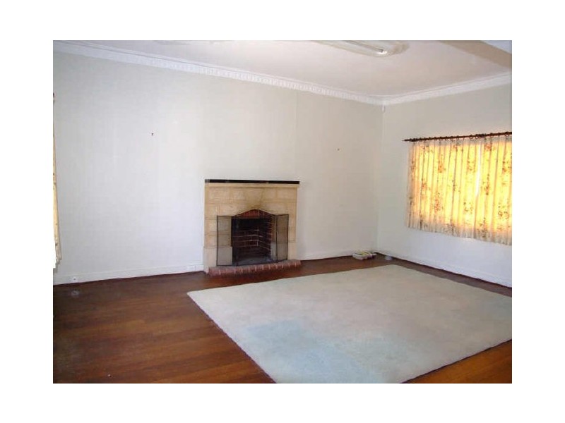151 Parkin Street, Rockingham WA 6168