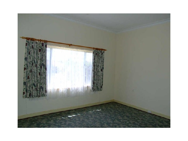 151 Parkin Street, Rockingham WA 6168