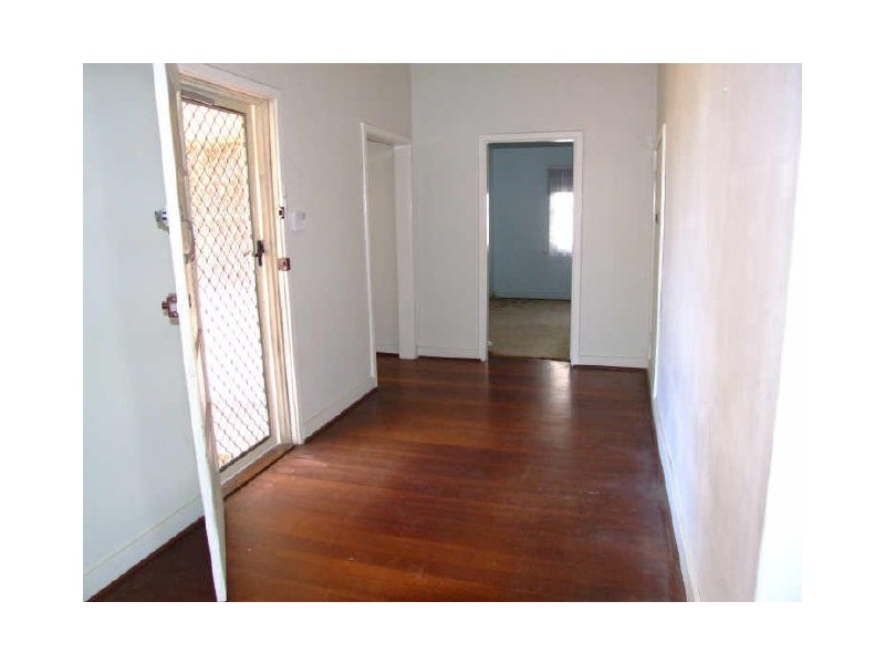 151 Parkin Street, Rockingham WA 6168