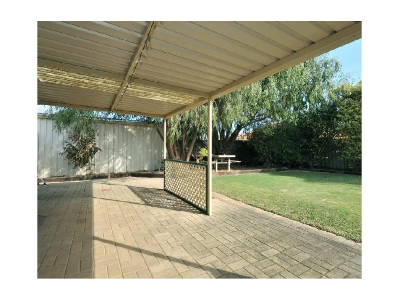 7 Karangi Place, Rockingham WA 6168