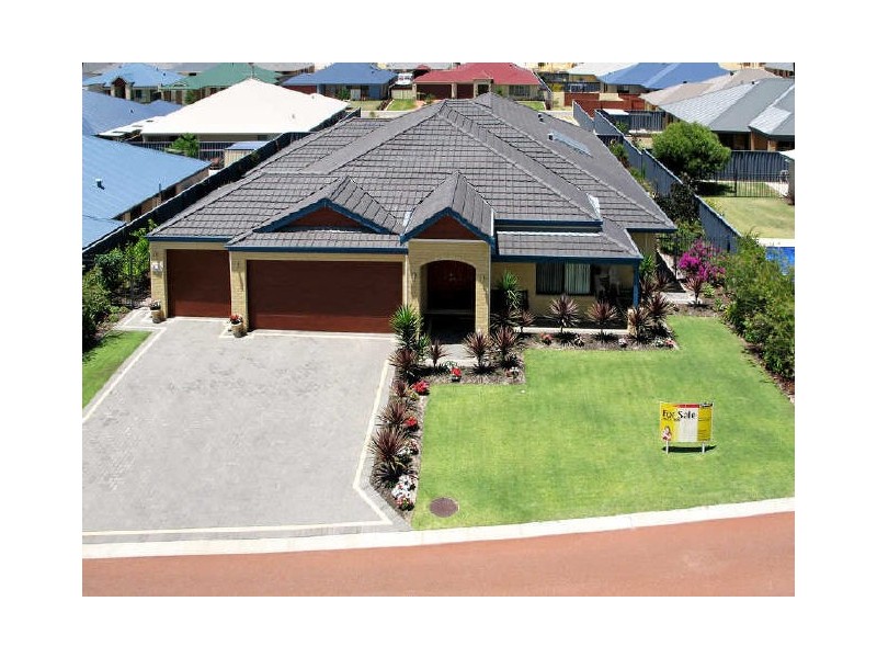 15 Corymbia Gardens, Baldivis WA 6171