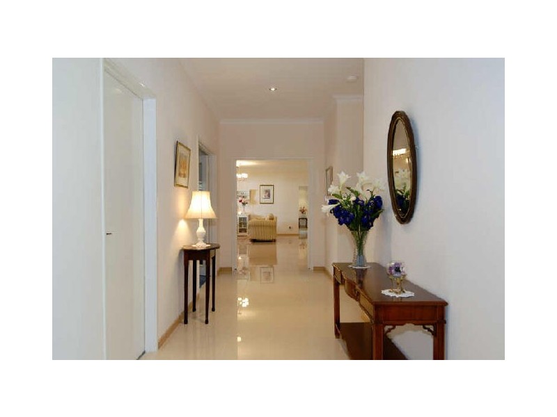 15 Corymbia Gardens, Baldivis WA 6171