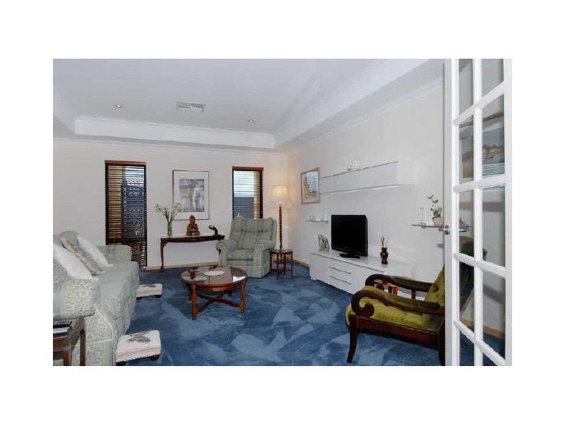 15 Corymbia Gardens, Baldivis WA 6171