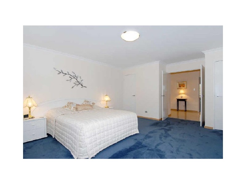 15 Corymbia Gardens, Baldivis WA 6171