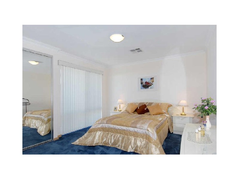 15 Corymbia Gardens, Baldivis WA 6171