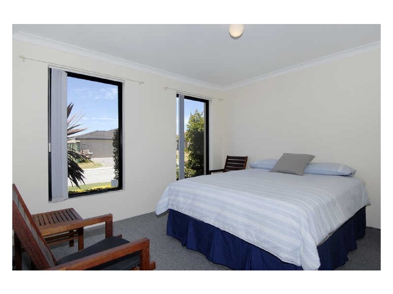 57 Zaragoza Drive, Port Kennedy WA 6172