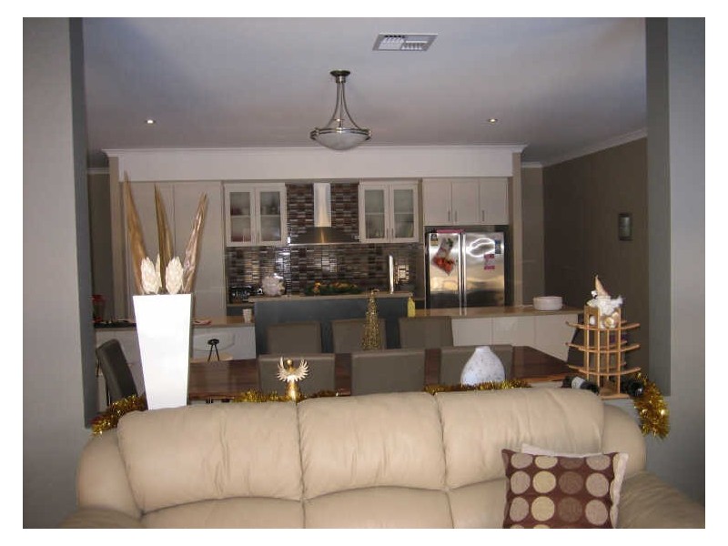 66 Three Bears Loop, Secret Harbour WA 6173