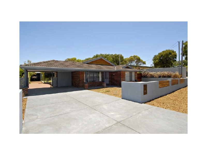21 Noreena Avenue, Golden Bay WA 6174