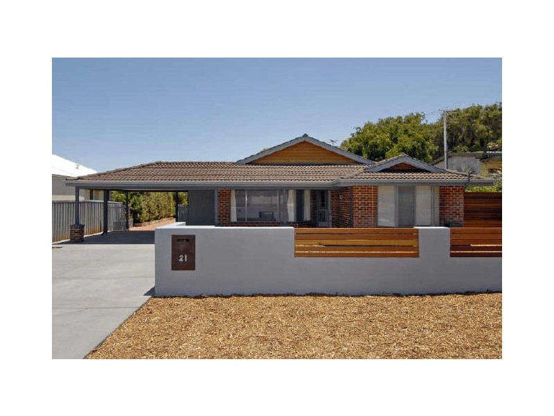 21 Noreena Avenue, Golden Bay WA 6174