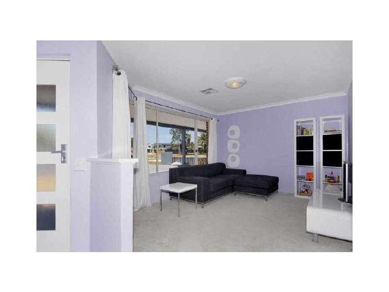 21 Noreena Avenue, Golden Bay WA 6174