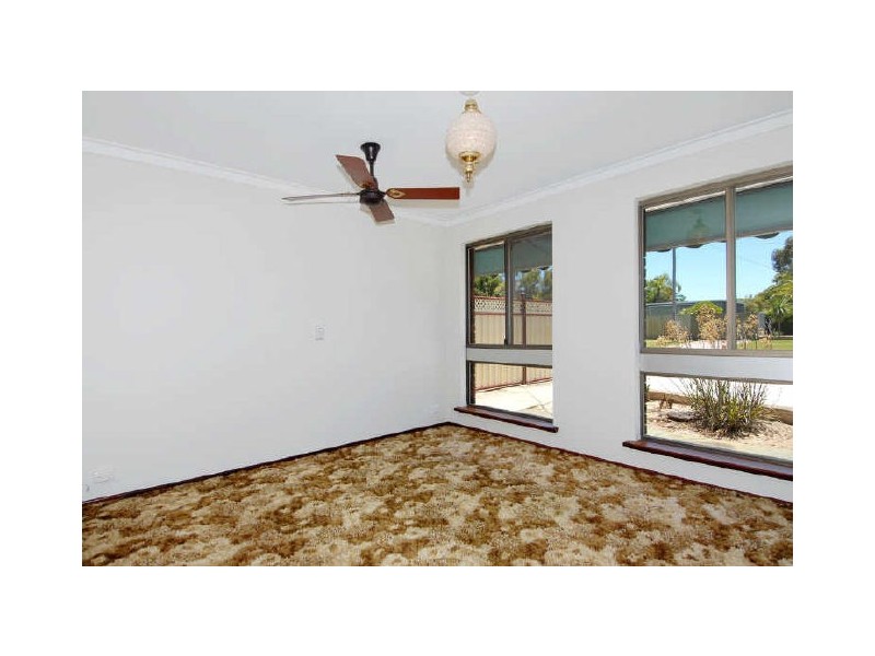 4a Gosforth Court, Safety Bay WA 6169