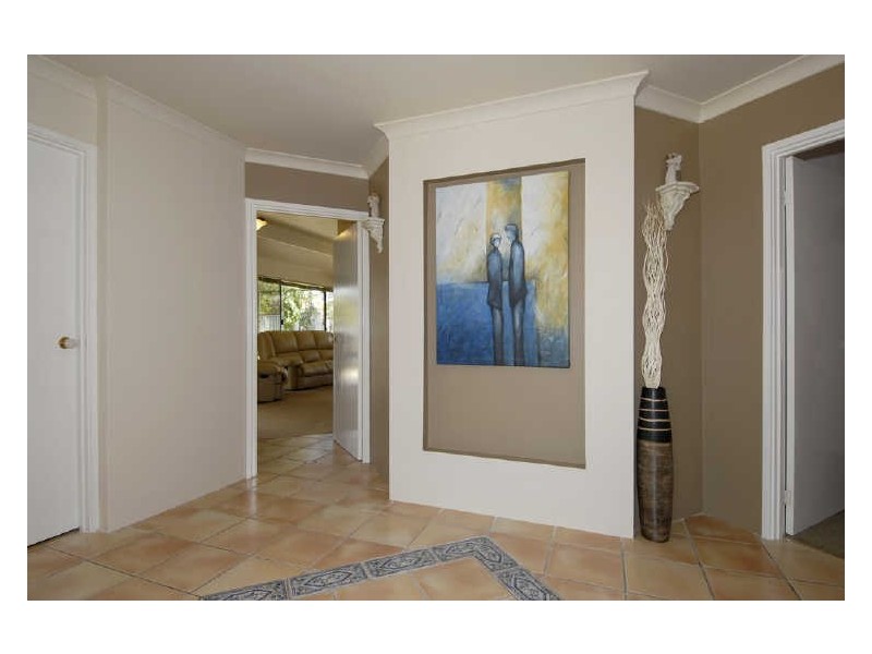 28 Canouan Loop, Secret Harbour WA 6173