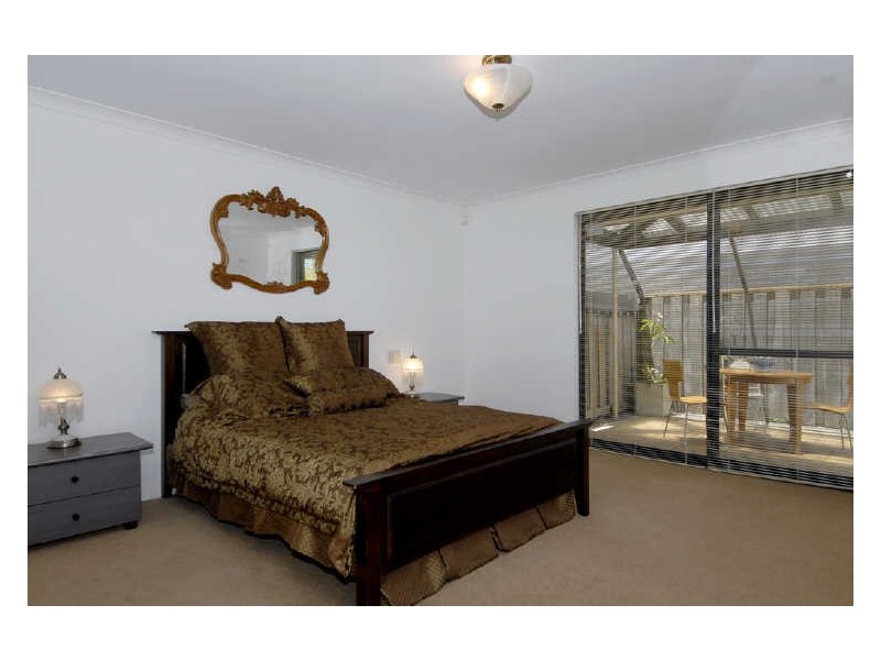 28 Canouan Loop, Secret Harbour WA 6173