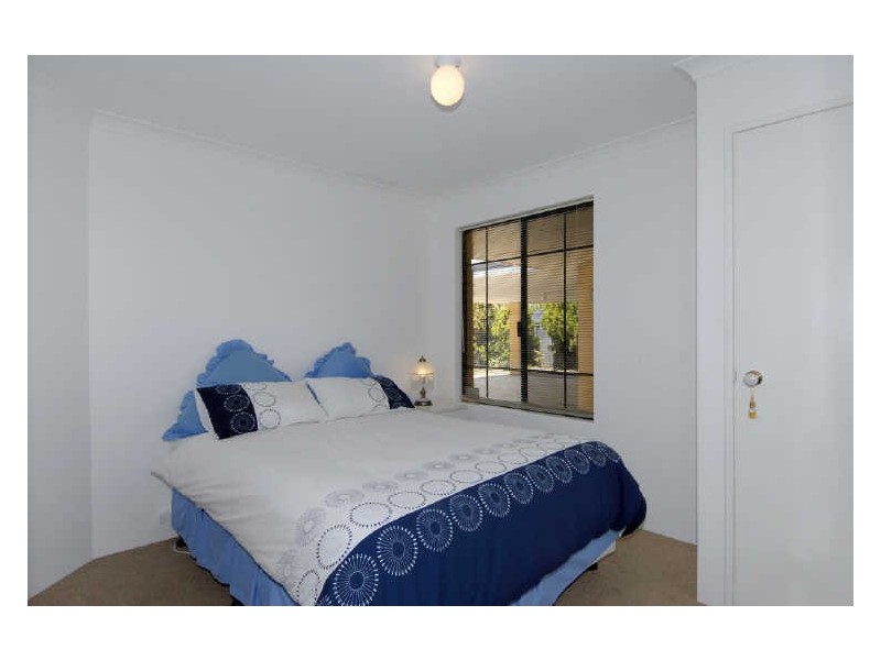 28 Canouan Loop, Secret Harbour WA 6173