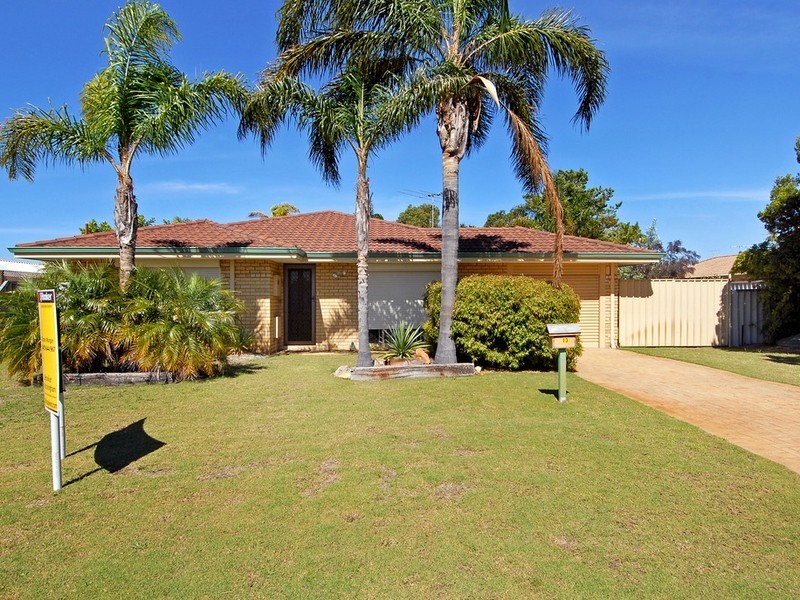 13 Panama Place, Safety Bay WA 6169