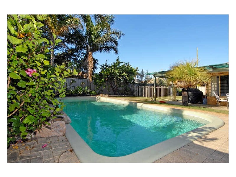 13 Panama Place, Safety Bay WA 6169