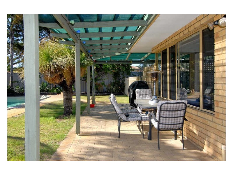 13 Panama Place, Safety Bay WA 6169