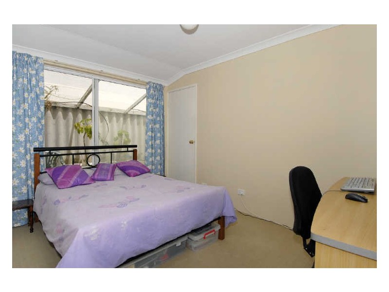 13 St Ettiene Gardens, Port Kennedy WA 6172