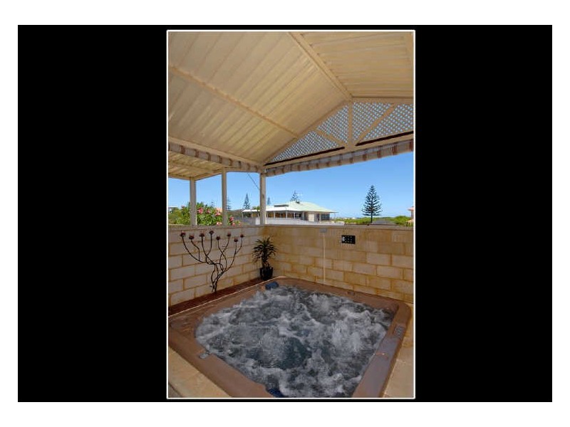 17 Erlistoun Street, Golden Bay WA 6174