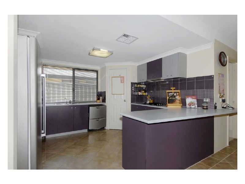 6 Valheru Avenue, Rockingham WA 6168