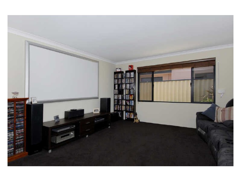 6 Valheru Avenue, Rockingham WA 6168