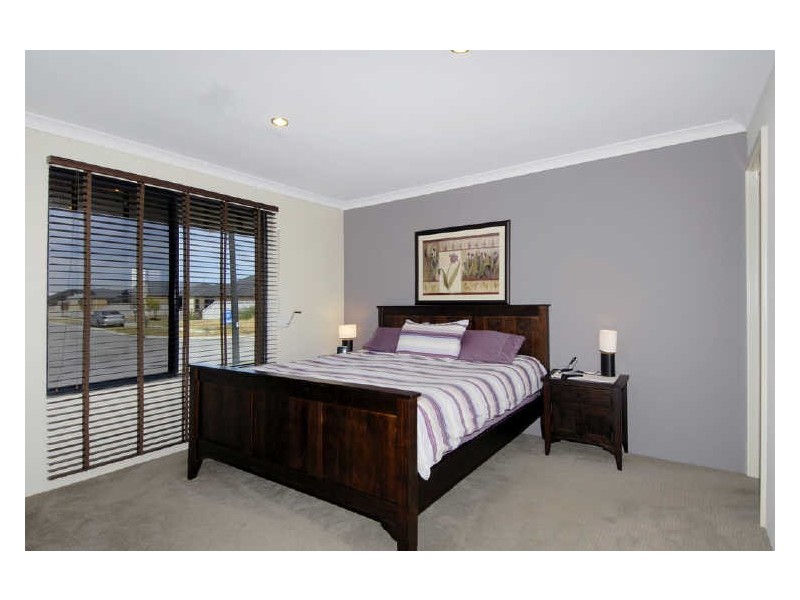 6 Valheru Avenue, Rockingham WA 6168