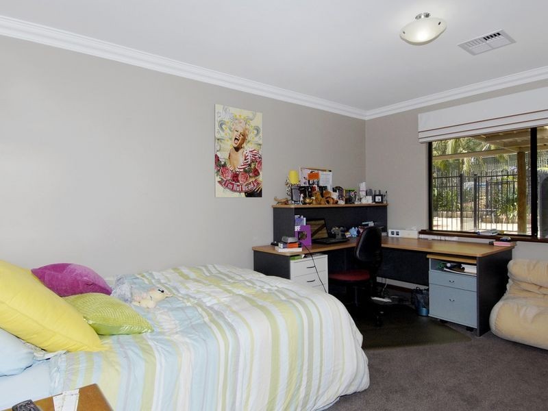 4 Maddren Way, Baldivis WA 6171