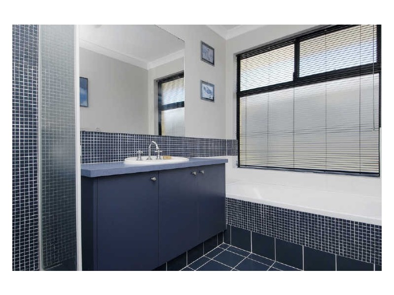 6 Nundle Road, Baldivis WA 6171