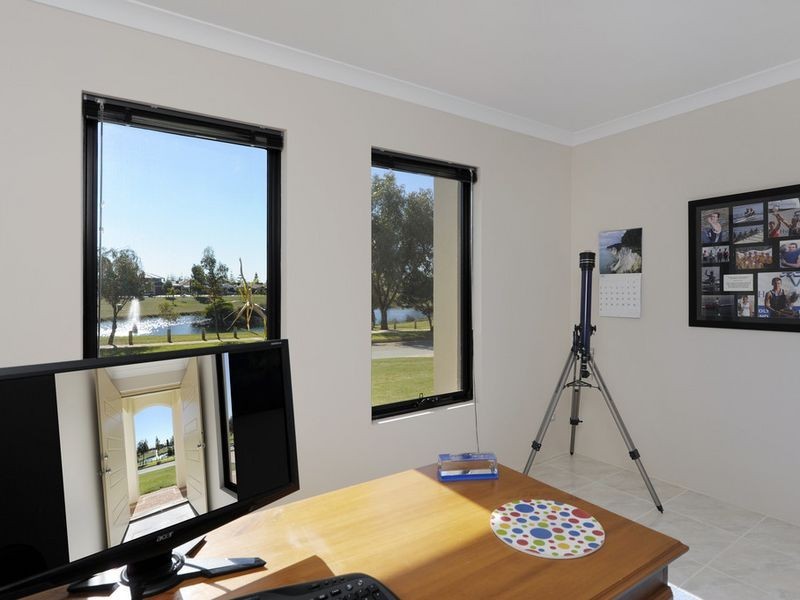 64 Morfontaine Parade, Port Kennedy WA 6172